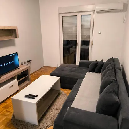 Apartment Oaza Mira + Free Parking
