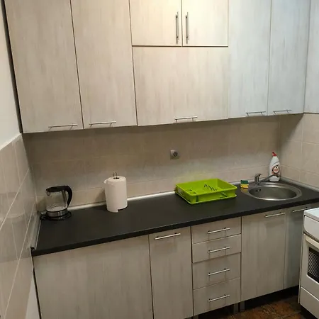 Apartment Oaza Mira + Free Parking Novi Sad